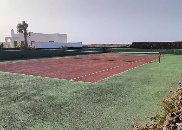 The White House With Pool - 아파트 *