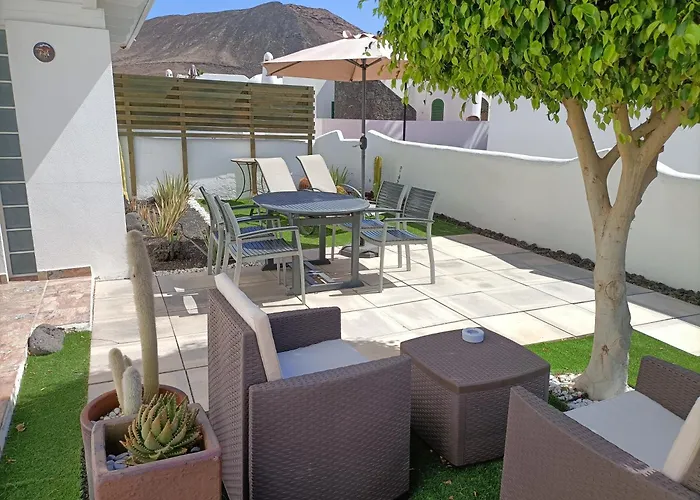 Apartment The White House With Pool - Playa Blanca (Lanzarote)