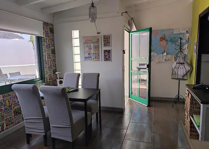 Apartment The White House With Pool - *