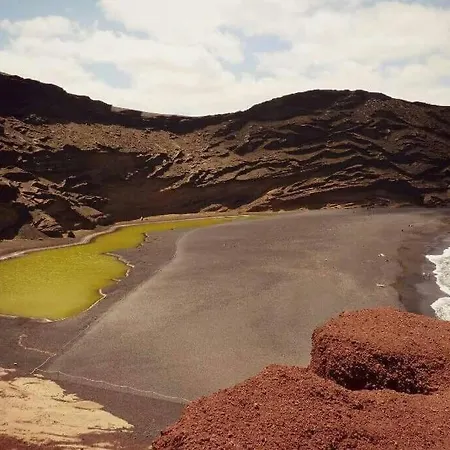 The White House With Pool - Apartamento Playa Blanca (Lanzarote)